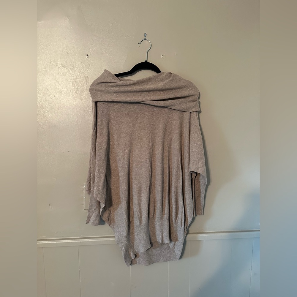 Light brown sweater. Size xl high-low